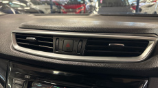 Nissan Qashqai 1.3 DiG-T 160 Acenta Premium 5dr Petrol Hatchback